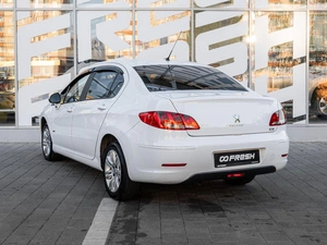 Седан Peugeot 408 2013 года, 630000 рублей, Ставрополь