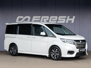 Минивэн Honda Stepwgn Spada 2017 года, 2120000 рублей, Краснодар