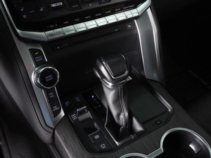 Внедорожник Toyota Land Cruiser 2021 года, 11705000 рублей, Минеральные Воды