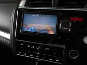 Хетчбэк Honda Fit 2016 года, 1019000 рублей, Тюмень