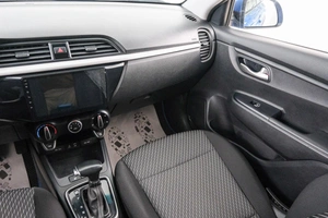 Хетчбэк Kia Rio X-Line 2019 года, 1399000 рублей, Красноярск