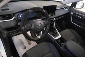 Внедорожник Toyota RAV4 2025 года, 4099000 рублей, Омск