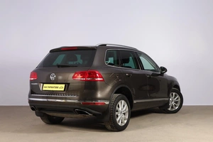 Внедорожник Volkswagen Touareg 2015 года, 3389000 рублей, Новосибирск