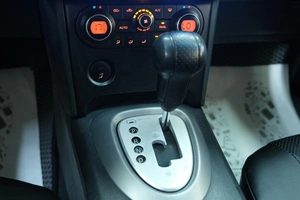 Внедорожник Nissan Qashqai 2008 года, 989000 рублей, Омск