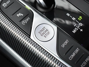 Седан BMW 3 серия 2019 года, 3550000 рублей, Краснодар