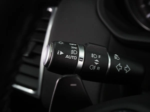 Внедорожник Land Rover Discovery 2017 года, 2968000 рублей, Воронеж