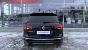 Внедорожник Volkswagen Touareg 2016 года, 2560000 рублей, Солонцы