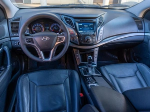 Седан Hyundai i40 2013 года, 1099000 рублей, Саратов