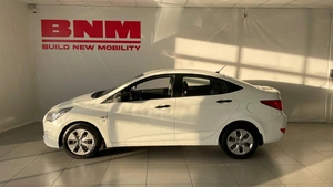 Седан Hyundai Solaris 2014 года, 990000 рублей, Смоленск