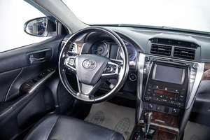 Седан Toyota Camry 2015 года, 2399000 рублей, Пермь