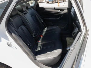 Седан Hyundai Sonata 2017 года, 1749000 рублей, Краснодар