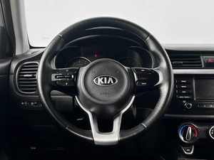 Седан Kia Rio 2019 года, 709900 рублей, Казань