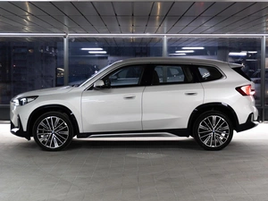 Внедорожник BMW X1 2025 года, 5590000 рублей, Санкт-Петербург