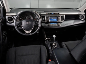 Внедорожник Toyota RAV4 2014 года, 1970000 рублей, Тюмень