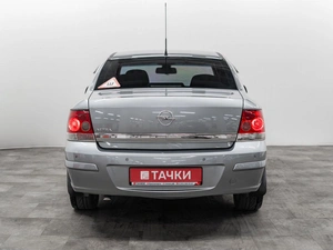 Седан Opel Astra 2013 года, 799000 рублей, Красноярск