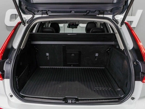 Внедорожник Volvo XC60 2020 года, 4459000 рублей, Тюмень