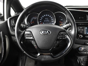Хетчбэк Kia Ceed 2014 года, 1169900 рублей, Казань