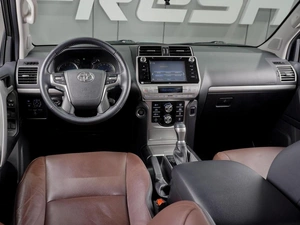 Внедорожник Toyota Land Cruiser Prado 2017 года, 5879000 рублей, Тюмень