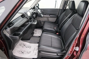 Минивэн Honda Freed 2017 года, 1539000 рублей, Красноярск