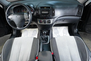 Седан Hyundai Elantra 2010 года, 839000 рублей, Тюмень