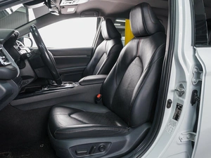 Седан Toyota Camry 2020 года, 2449000 рублей, Сургут