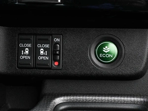 Минивэн Honda Stepwgn Spada 2019 года, 2949000 рублей, Кирилловка