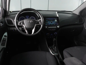 Седан Hyundai Solaris 2014 года, 998000 рублей, Минеральные Воды