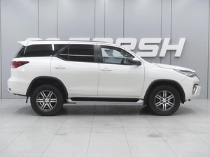 Внедорожник Toyota Fortuner 2018 года, 3215000 рублей, Ростов-на-Дону