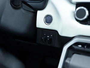 Внедорожник Toyota Sequoia 2025 года, 15000000 рублей, Новоивановское