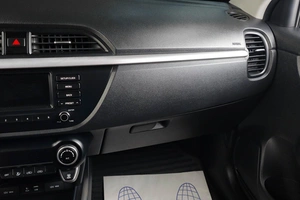 Седан Kia Rio 2019 года, 1479000 рублей, Тюмень