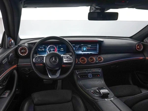 Седан Mercedes-benz E-класс 2019 года, 2977077 рублей, Москва