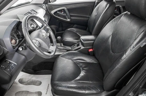 Внедорожник Toyota RAV4 2012 года, 1549000 рублей, Барнаул