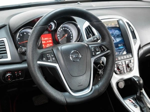 Хетчбэк Opel Astra 2013 года, 916000 рублей, Ставрополь