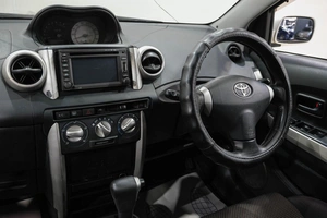 Хетчбэк Toyota Ist 2002 года, 449000 рублей, Новокузнецк