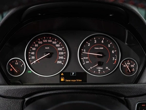 Седан BMW 3 серия 2016 года, 2354000 рублей, Тюмень