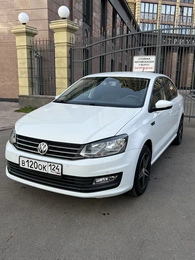 Седан Volkswagen Polo 2019 года, 1050000 рублей, Красноярск