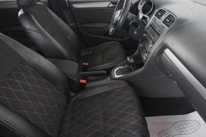 Хетчбэк Volkswagen Golf 2009 года, 799000 рублей, Кемерово