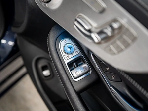 Купе Mercedes-benz C-класс 2017 года, 2425000 рублей, Красноярск