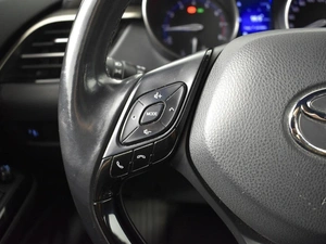 Внедорожник Toyota C-HR 2019 года, 2485900 рублей, Казань