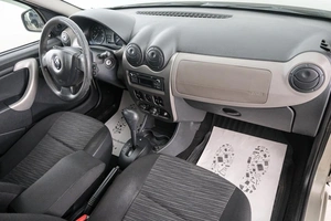 Хетчбэк Renault Sandero 2012 года, 689000 рублей, Красноярск