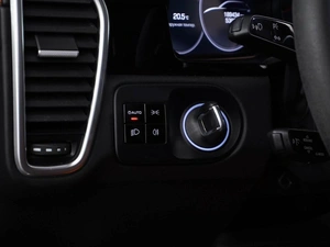 Внедорожник Porsche Cayenne 2019 года, 5253999 рублей, Москва