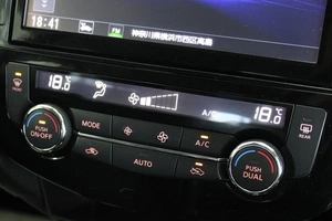 Внедорожник Nissan X-Trail 2019 года, 1820000 рублей, Красноярск