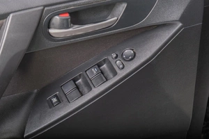 Седан Mazda 3 2011 года, 989000 рублей, Томск