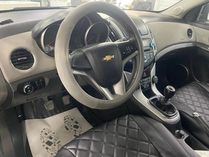 Хетчбэк Chevrolet Cruze 2013 года, 750000 рублей, Ачинск