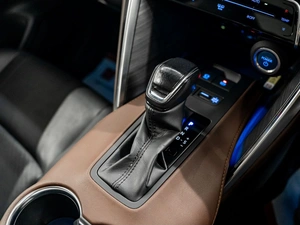 Внедорожник Toyota Harrier 2022 года, 4305000 рублей, Красноярск