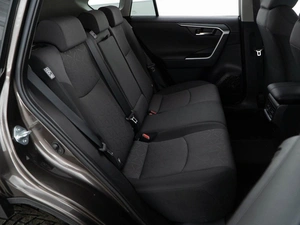 Внедорожник Toyota RAV4 2019 года, 3924444 рублей, Москва