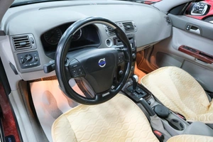 Седан Volvo S40 2007 года, 689000 рублей, Омск