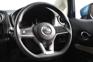 Хетчбэк Nissan Note 2017 года, 1029000 рублей, Новосибирск
