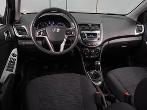 Седан Hyundai Solaris 2015 года, 960000 рублей, Воронеж