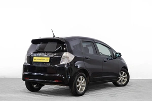 Хетчбэк Honda Fit 2011 года, 759000 рублей, Барнаул